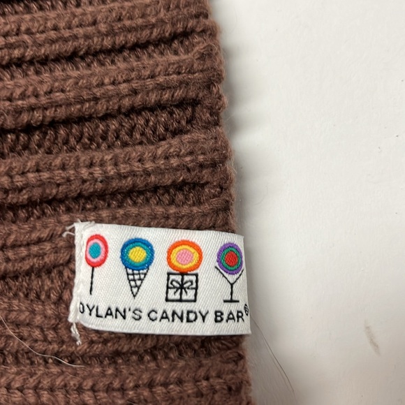 Neff/ Dylan’s Candy Bar collaboration cupcake hat - Picture 2 of 4